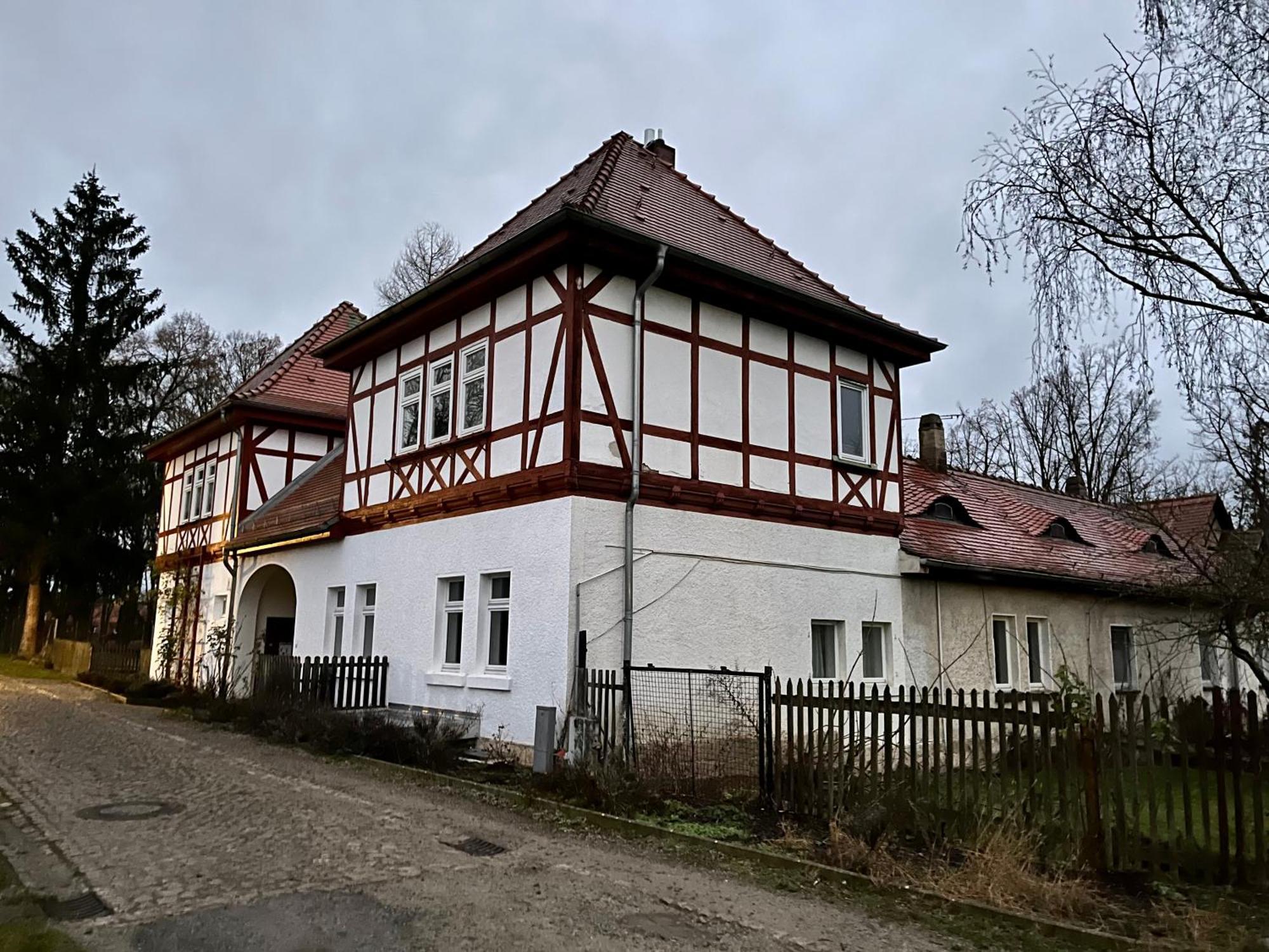 Delux Ferienwohnung Kunstgalerie Und Ilmradweg Kranichfeld Exterior photo